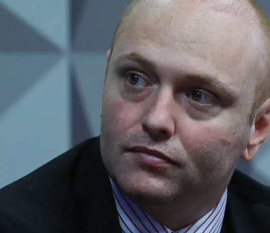 Moraes autoriza progressão de Delgatti para o regime semiaberto moraes-autoriza-progressao-de-delgatti-para-o-regime-semiaberto