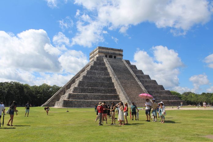 mexico-retoma-emissao-de-visto-eletronico-para-brasileiros
