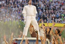 Final do futebol americano vira festa multicultural pró-imigrantes final-do-futebol-americano-vira-festa-multicultural-pro-imigrantes