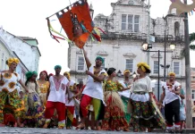 Salvador celebra o samba como tema do Carnaval salvador-celebra-o-samba-como-tema-do-carnaval
