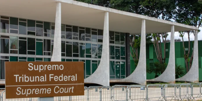 senador-vai-a-pgr-e-pede-afastamento-de-toffoli-do-caso-master