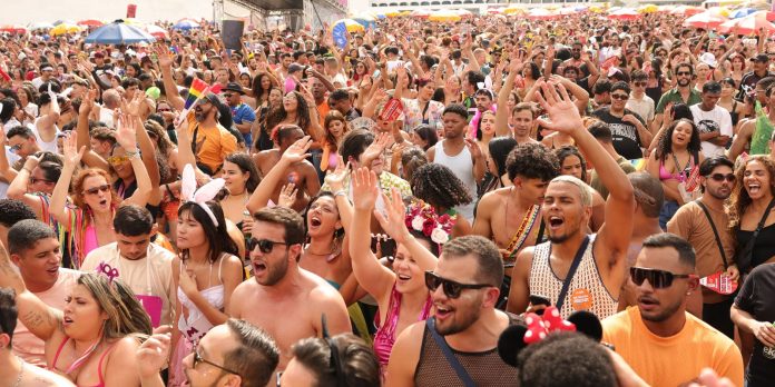 df-folia-promete-entregar-o-maior-carnaval-da-historia-do-quadradinho