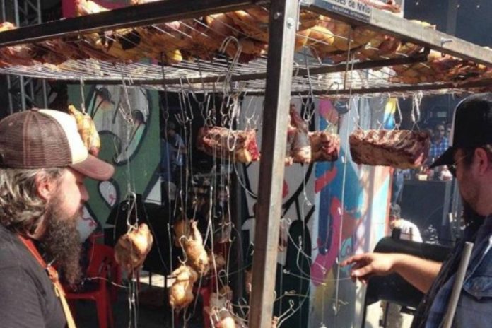 evento-traz-carnes-assadas-em-um-varal-em-sao-paulo evento-traz-carnes-assadas-em-um-varal-em-sao-paulo