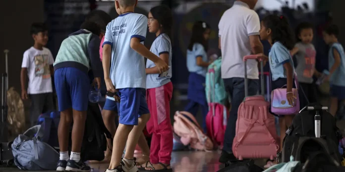 um-em-cada-quatro-alunos-da-rede-publica-estuda-em-tempo-integral um-em-cada-quatro-alunos-da-rede-publica-estuda-em-tempo-integral