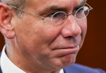 Troca de advogado de Vorcaro sinaliza possível delação premiada troca-de-advogado-de-vorcaro-sinaliza-possivel-delacao-premiada