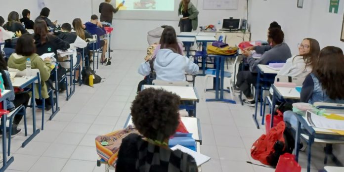 numero-de-alunos-de-ensino-superior-aumenta-em-2023-e-2024 numero-de-alunos-de-ensino-superior-aumenta-em-2023-e-2024