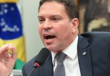 Prisão de Ramagem é fruto da cooperação entre Brasil e EUA, diz PF prisao-de-ramagem-e-fruto-da-cooperacao-entre-brasil-e-eua,-diz-pf