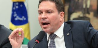 Prisão de Ramagem é fruto da cooperação entre Brasil e EUA, diz PF prisao-de-ramagem-e-fruto-da-cooperacao-entre-brasil-e-eua,-diz-pf