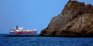 Iranianos ameaçam bloquear comércio marítimo após cerco naval dos EUA iranianos-ameacam-bloquear-comercio-maritimo-apos-cerco-naval-dos-eua