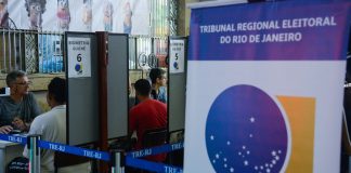 TRE-RJ faz plantão para regularizar situação de eleitores tre-rj-faz-plantao-para-regularizar-situacao-de-eleitores