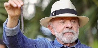 Lula vai a SP para tirar excesso de pele na cabeça e tratar tendinite lula-vai-a-sp-para-tirar-excesso-de-pele-na-cabeca-e-tratar-tendinite