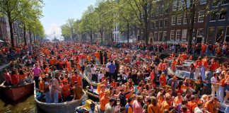 O que é o Dia do Rei, que há 141 anos leva multidões às ruas de Amsterdã o-que-e-o-dia-do-rei,-que-ha-141-anos-leva-multidoes-as-ruas-de-amsterda